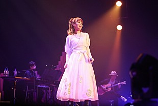 「MACO「本当にありがとう」 笑顔で溢れたメトロノームツアー終幕！ 初ベストALより新曲初披露も」
