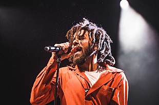 「J.コール、ニューAL『KOD』全12曲が全米チャート入り　3曲同時TOP10初登場は史上初」