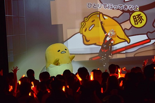 「(c)2013, 2018 SANRIO CO., LTD. 」10枚目/13