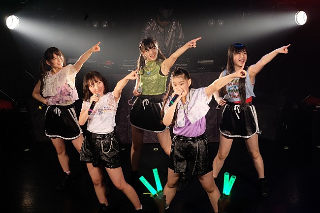 「たこやきレインボー、夏の東西野音2DAYSライブ決定！DJ KOO＆なにわンダーたこ虹バンドも参加」1枚目/6