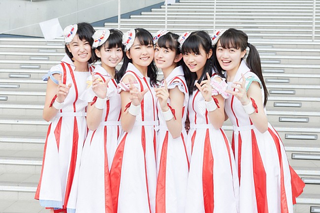 「ばってん少女隊『無敵のビーナス』リリースイベント最終日、巨大茄子の“神輿のビーナス”披露」1枚目/13