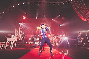 「Mrs. GREEN APPLE 全国ホールツアー開幕！ ステージはまるでミュージカル」