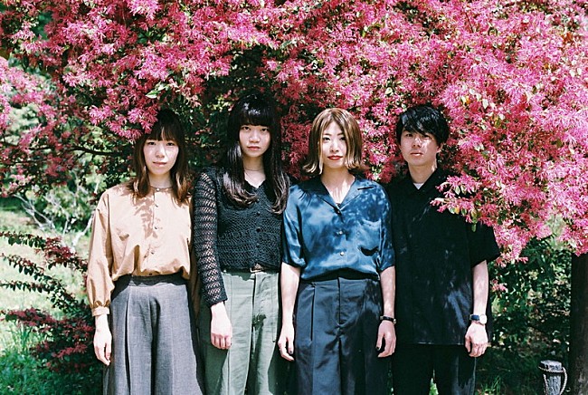 「Homecomings出演の京都新聞CMロングバージョンを公開！ 京都文化博物館でのフリーライブも」1枚目/2