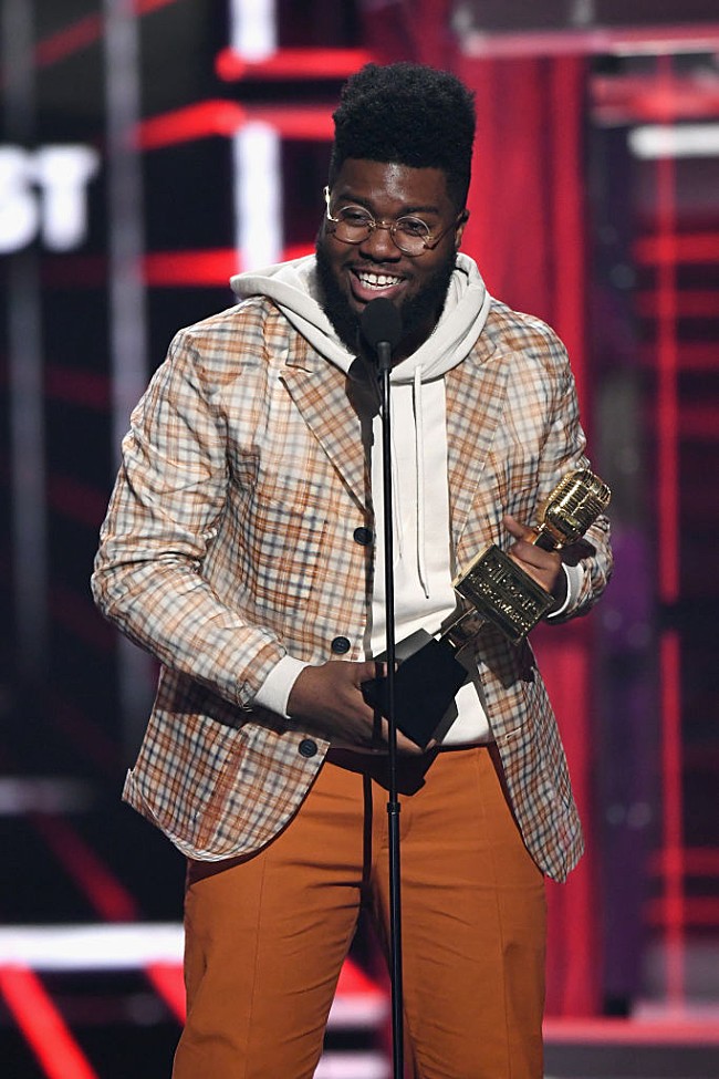 「【2018 #BBMAs】カリードが＜トップ・ニュー・アーティスト賞＞を受賞」1枚目/1