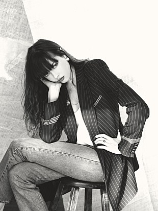 「ダイアン・バーチ、デビュー作『バイブル・ベルト』を中心に披露する来日公演が決定」