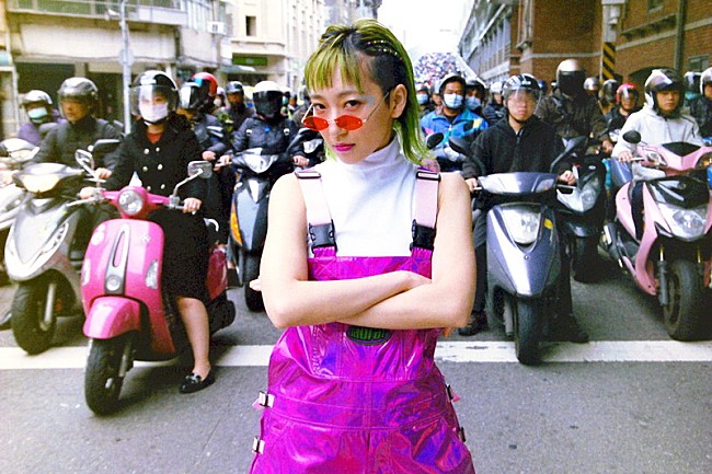 「あっこゴリラ」2枚目/4