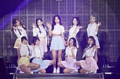 「TWICE、2度目となる海外ツアーの日本公演がスタート　最新曲「Wake Me Up」をライブ初披露」1枚目/4