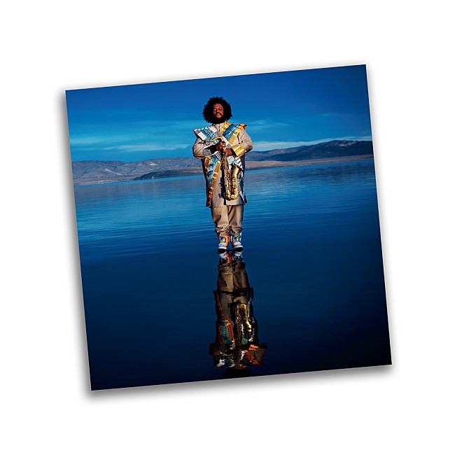 「カマシ・ワシントン、最新ALより新曲「STREET FIGHTER MAS」MV公開」1枚目/4