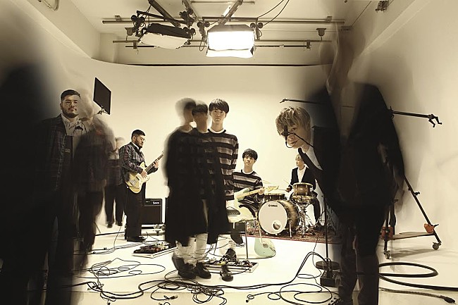 「FIVE NEW OLD、初のライブ映像が解禁　ツアーファイナル公演より「Sunshine」を公開」1枚目/1