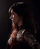 「鬼束ちひろ、ニュー・シングル『ヒナギク』発売＆ツアー追加公演が決定」1枚目/1