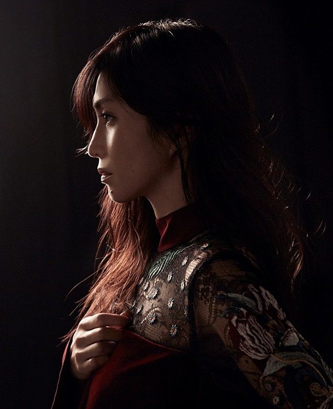 「鬼束ちひろ、ニュー・シングル『ヒナギク』発売＆ツアー追加公演が決定」1枚目/1