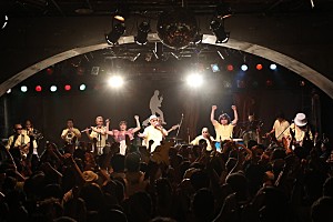 1円スタート！クレイジーケンバンド2019ツアー　♪良席7列目ペア　2月11日祝日 1円スタート！クレイジーケンバンド2019ツアー ♪良席7列目ペア 2月