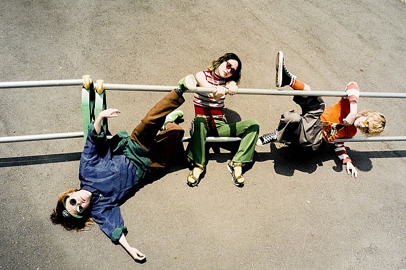 Tempalay、サポートメンバーAAAMYYYが正式加入　新MV「SONIC WAVE」公開