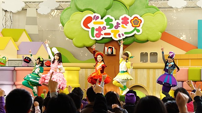 「ももくろちゃんZ、舞台裏に密着したメイキング・トレーラー公開」1枚目/5