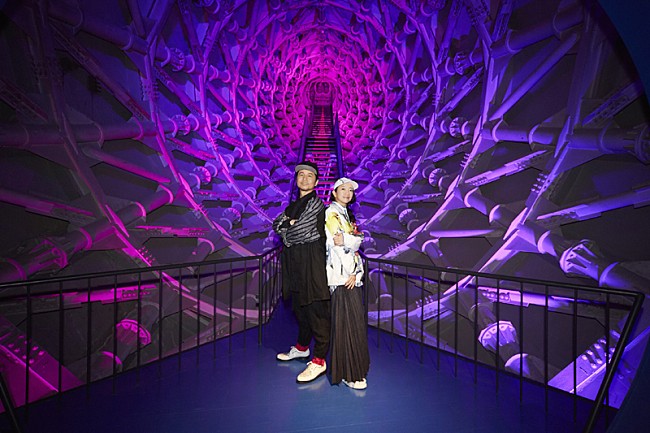 「DREAMS COME TRUE、アーティスト史上初「太陽の塔」内部で撮影された新ビジュアル公開＆30周年前夜祭イベント開催を発表」1枚目/2