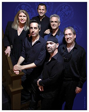 「アニー・ハズラム率いるルネッサンス、8年ぶりとなる来日公演が決定」