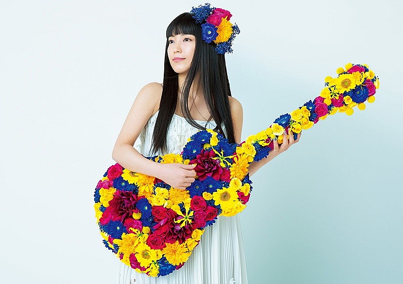 「miwa、“ゆかりのある場所”でベストAL発売記念イベント 前髪パッツンで優先観覧」1枚目/4