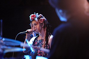 Charaのブルーノート・ツアー・ファイナル公演、27年間のCharaを満喫