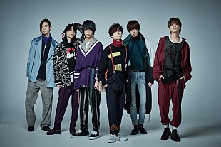 「XOX、全国ツアー初日に撮影した“ファン1000人と作るMUSIC VIDEO”公開」