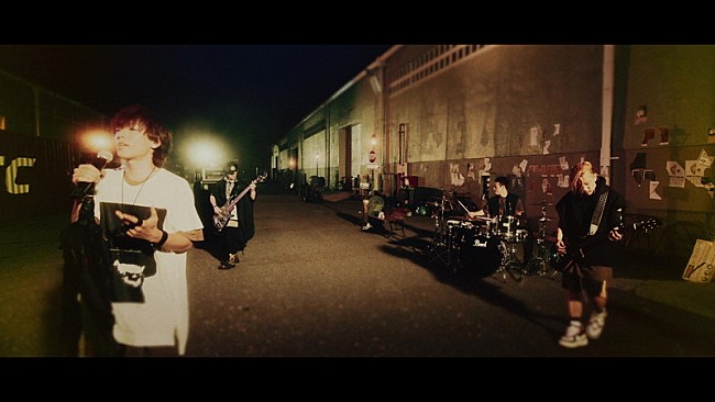 「SPYAIR、アニメ『銀魂』銀ノ魂篇のオープニングテーマMV公開」1枚目/10