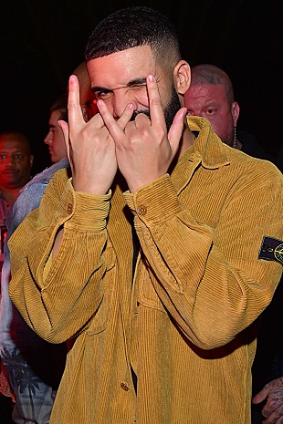 「ドレイク、グローバル・ストリーミング再生回数が500億回を突破した初のアーティストに」