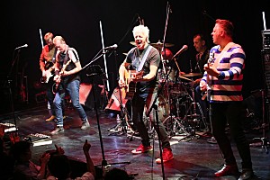 スコティッシュ・ロックの雄、ビッグ・カントリーが34年ぶりの来日公演