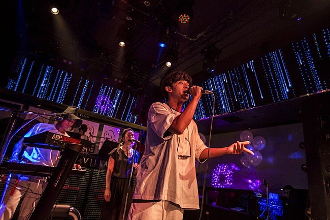 「THREE1989」3枚目/26