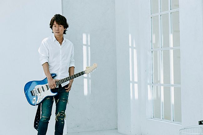 「春畑道哉（TUBE）、2年ぶりのソロ・ツアー開催」1枚目/3