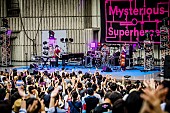 「H ZETTRIO、心が弾むハッピーな全国ツアーに幕　配信限定シングルのMV公開」1枚目/8
