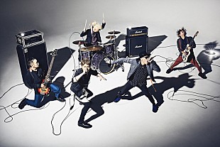 「FLOW、バンド史上最もハードなロック・チューンのMV公開」