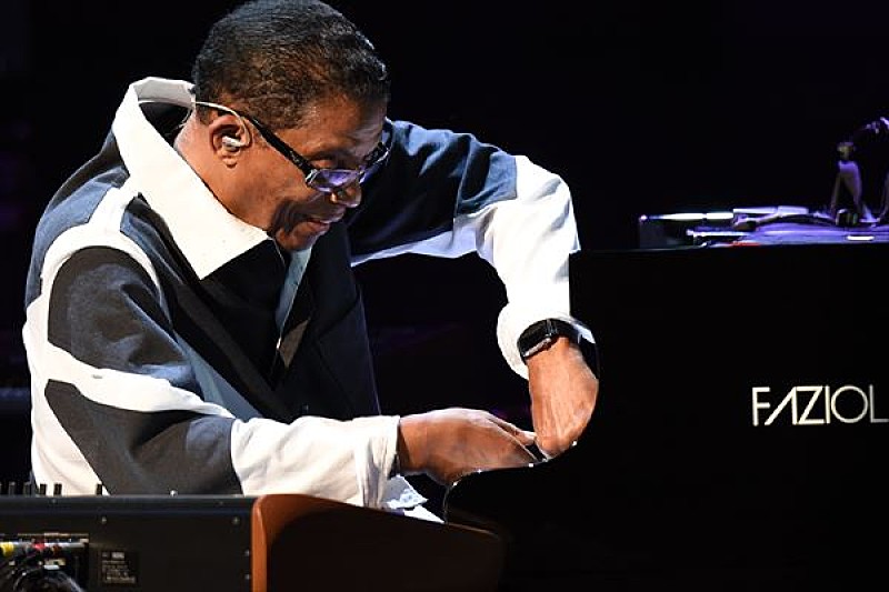 「©17th TOKYO JAZZ FESTIVAL
Photo by Rieko Oka」3枚目/5