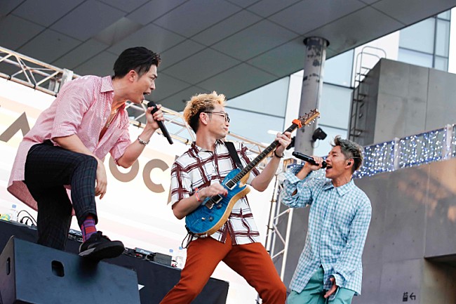 「Sonar Pocket、メジャーデビュー10周年を祝い、3000人のファンの前で熱唱」1枚目/4