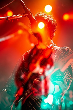 「須田景凪、自身2度目のライブとなる東京＆大阪ワンマン終了　レアチケットを手にしたファンを前に全14曲を披露」