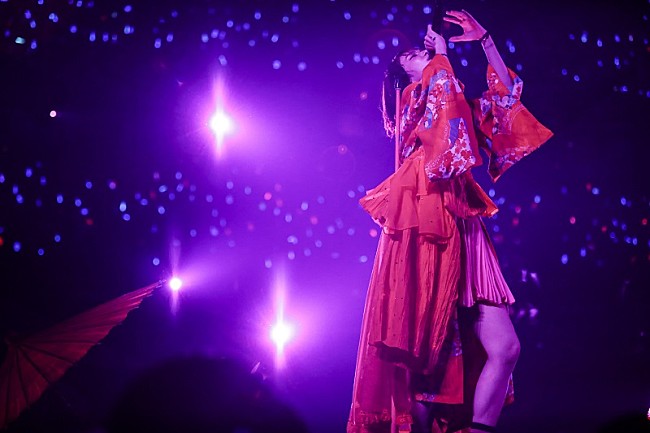 「LiSA、最新ツアーの大阪城ホール公演が9/9にWOWOWで独占放送」1枚目/6