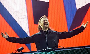 「デヴィッド・ゲッタ、ジャック・バック名義で12曲入りのミックステープを発表」