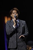 「宮野真守、10周年記念ライブを開催　カバーやキャラソンなどレア曲満載のレポートが到着」1枚目/10