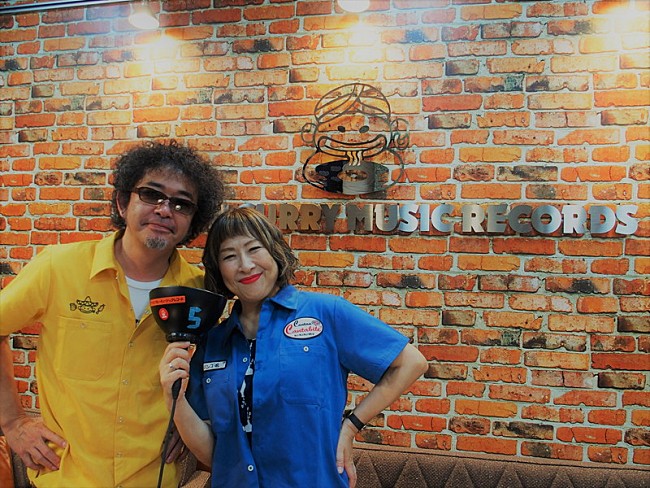 「奥田民生、レコーディング企画に初の女性ゲスト・矢野顕子」1枚目/2