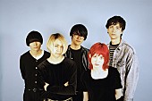 「Luby Sparks、新ヴォーカル加入後初となる全4曲収録のEPリリース」1枚目/2