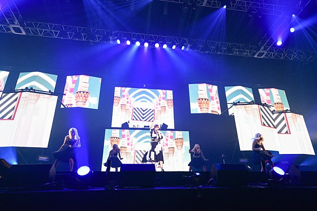 「きゃりーぱみゅぱみゅ」25枚目/34