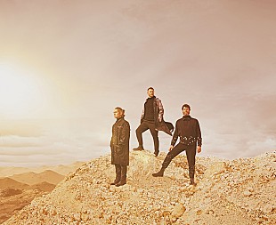 「テイク・ザット、30周年を記念した2枚組ベスト盤のリリース決定」