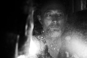 トム・ヨーク、悪魔の再生を告げる新曲「Open Again」解禁 | Daily