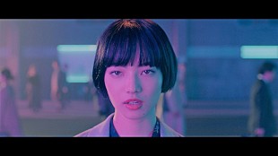 「JUJU、小松菜奈が出演する新曲「メトロ」MV公開」