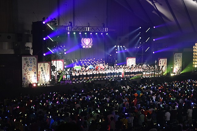 「エビ中、ワンマン【秋田分校】で史上最多135名のクラスメイト（出演者）と大熱演」1枚目/40