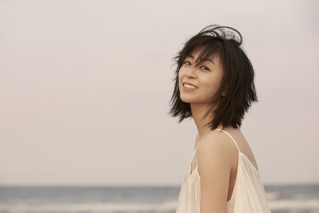 「宇多田ヒカル、約11年ぶりのシングルCD『Face My Fears』2019年1月リリース」1枚目/4