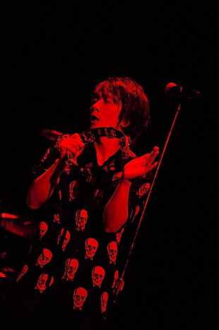 「吉井和哉、全世界でストリーミング解禁に」