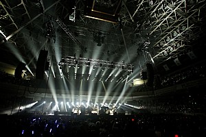ポール・マッカートニー、一体感と笑いに包まれた両国国技館公演の