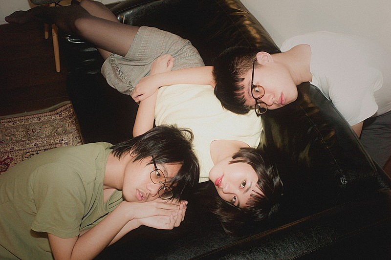 「Sobs」2枚目/12