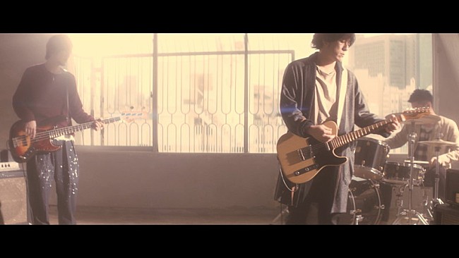 「back number、新曲「オールドファッション」男性主人公のMV公開」1枚目/5