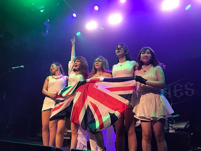 「日本人女性メタル・バンド、LOVEBITESが初の欧州ツアーをロンドンで完遂＆新曲も披露」1枚目/10