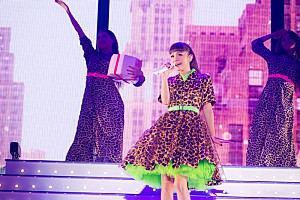 西野カナ サイン ボール 2018アリーナ Love it Tour 10th 51vOQ9ktxVL._AC_UF350,